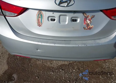 2013 Hyundai Elantra Gls/Limited z USA, uszkodzony, nr VIN 5NPDH4AE2DH185804